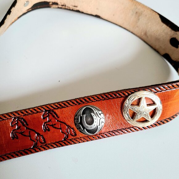 Handmaid McNeill leather belt Western design with horses and metal details. - Picture 6 of 10